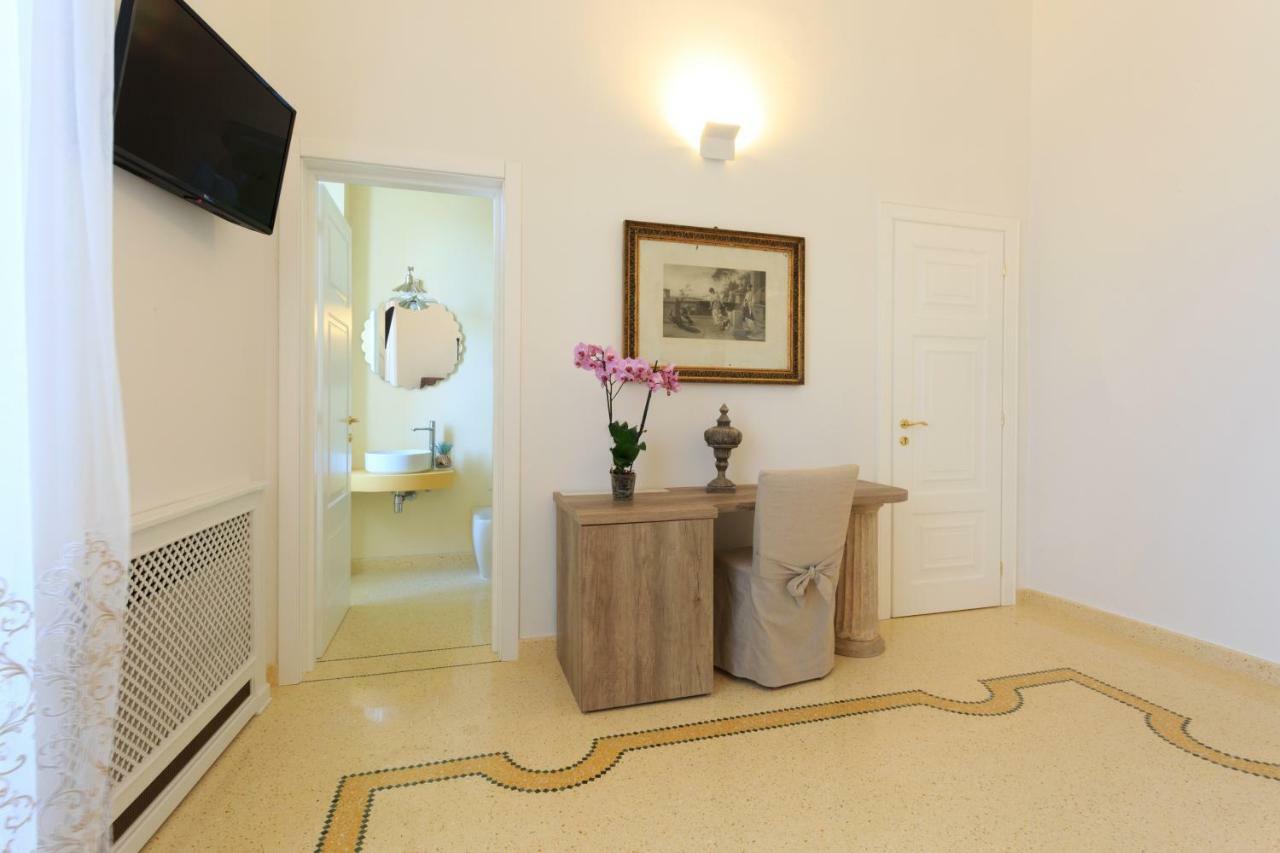 Palazzo Casto Relais Hotel Taviano  Ngoại thất bức ảnh